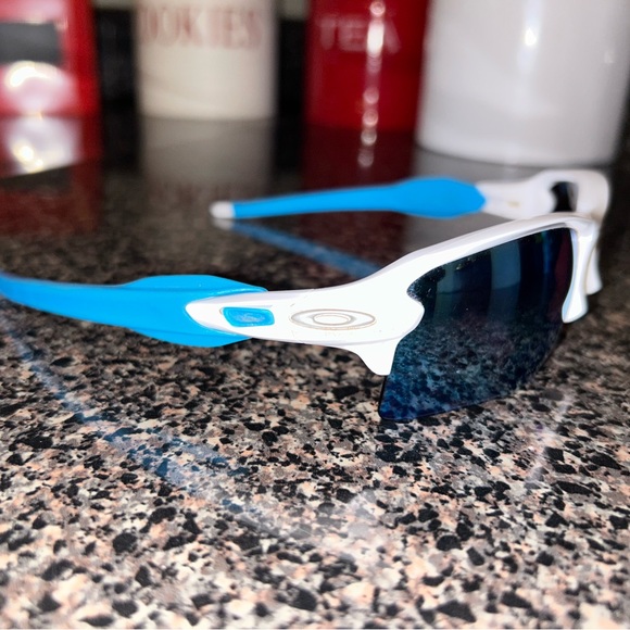 Oakley Flak 2.0 Deep Water Polarized sunglasses - Picture 4 of 6